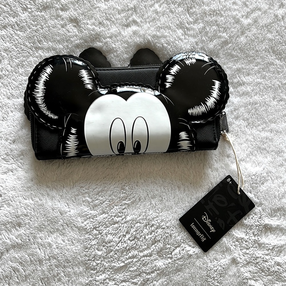 Disney Loungefly clutch wallet- Mickey and Minnie